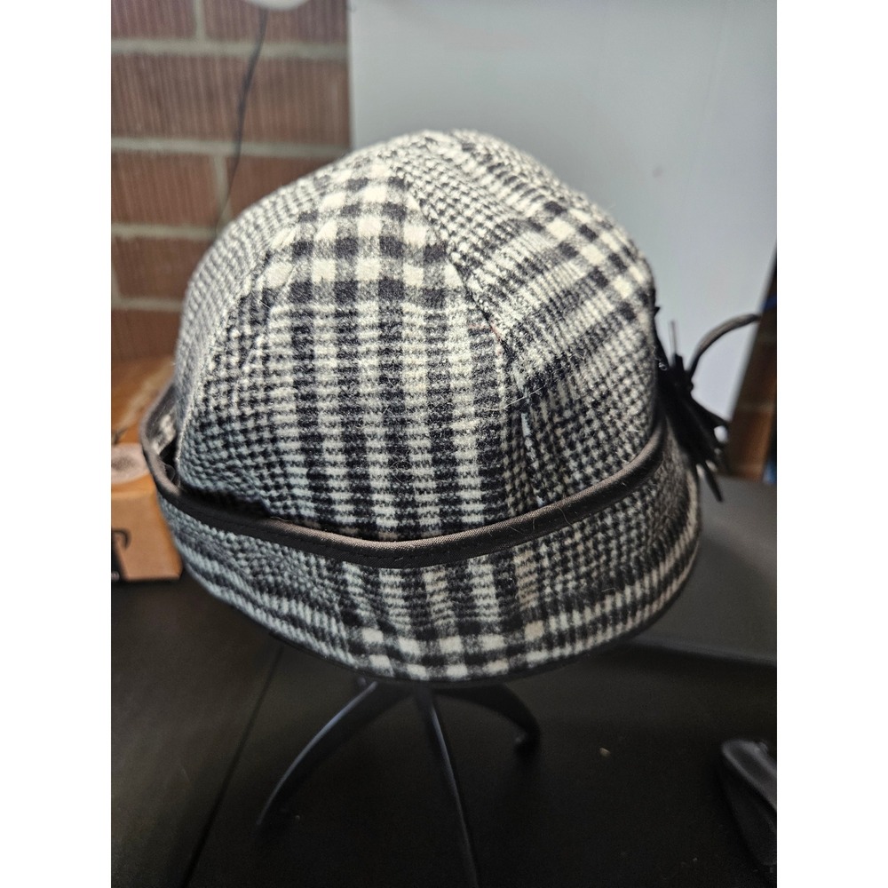 Stormy Kromer Plaid Hat Womens 7 1/2 Black White Wool Blend Floral Accent Hat